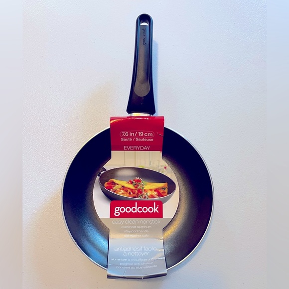 Good Cook Other - Good Cook 7.6 NWT Sauté pan Non stick Even heat Aluminum w/stay cool handle